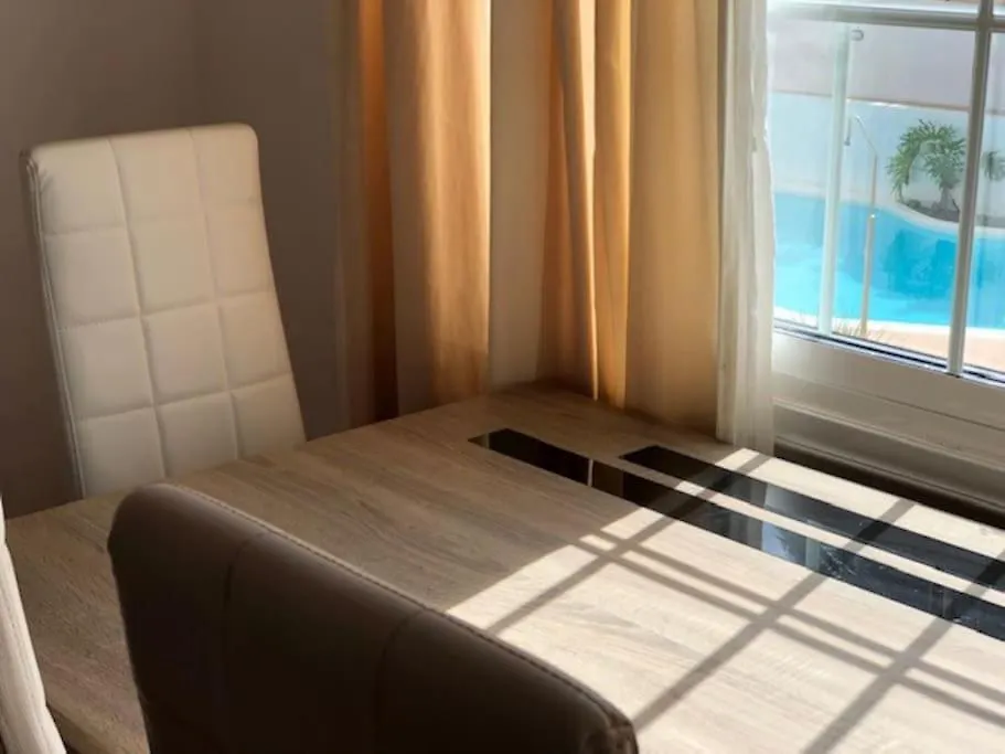 Duplex Independiente En Grandes Playas Corralejo